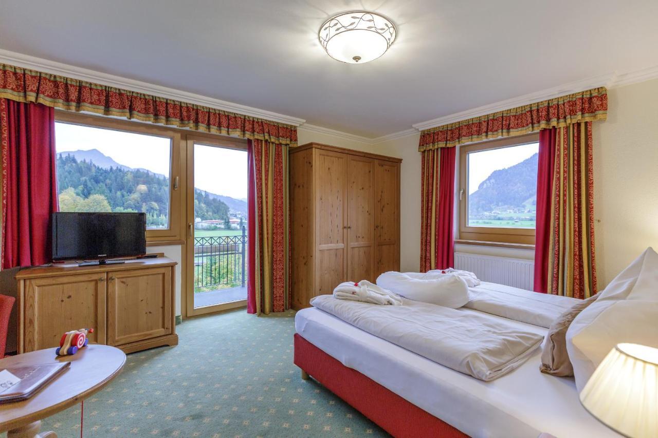 Hotel Babymio Kirchdorf in Tirol Bagian luar foto