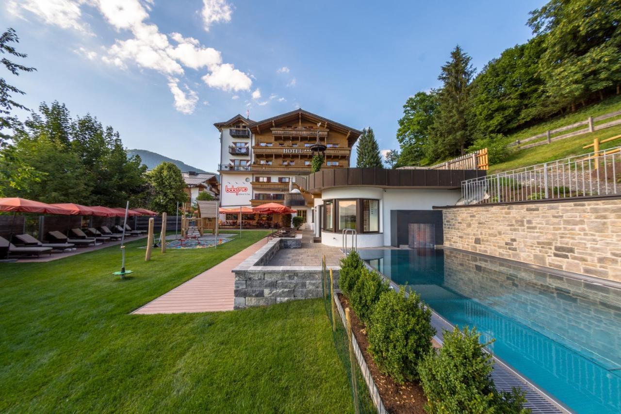 Hotel Babymio Kirchdorf in Tirol Bagian luar foto