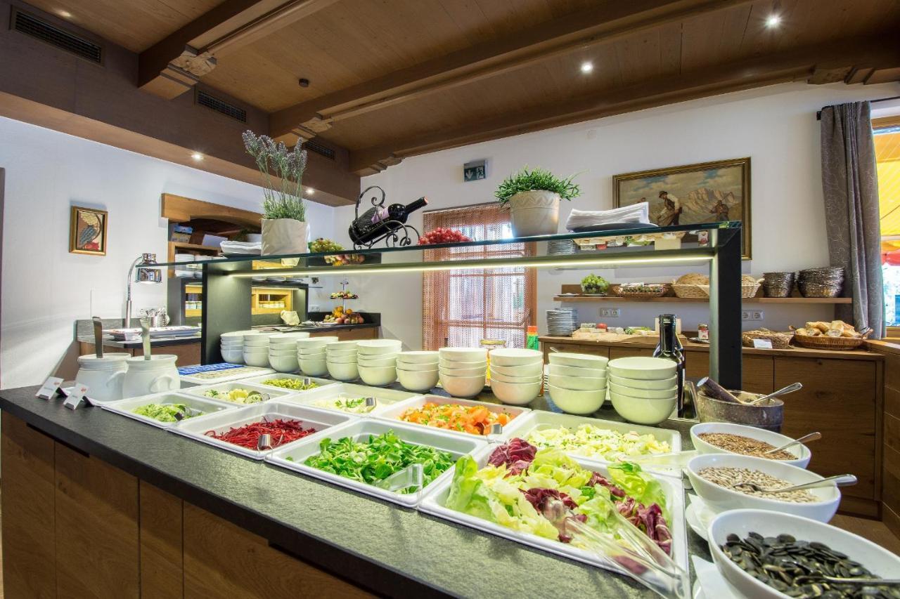 Hotel Babymio Kirchdorf in Tirol Bagian luar foto
